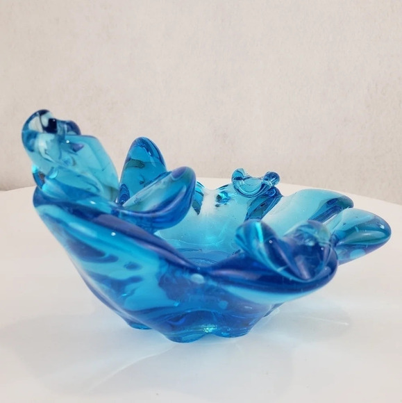 Art Glass Ashtray Blue Swirl Shell Trinket Dish Midcentury Modern Coastal - Picture 4 of 16